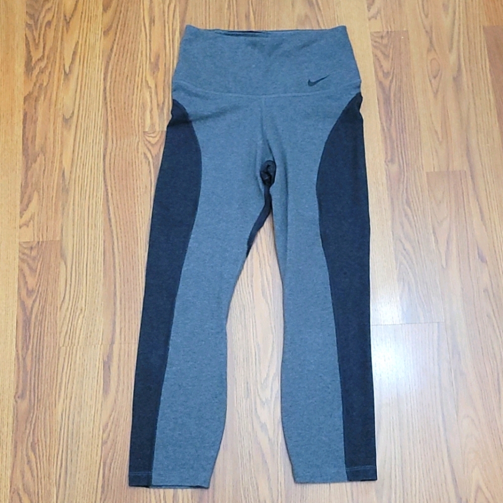 Nike Leggings/ Small